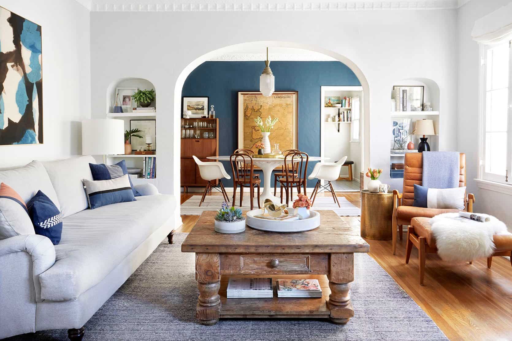 How To Make Your Living Room Look Better (The 7 Dos and Don’ts)